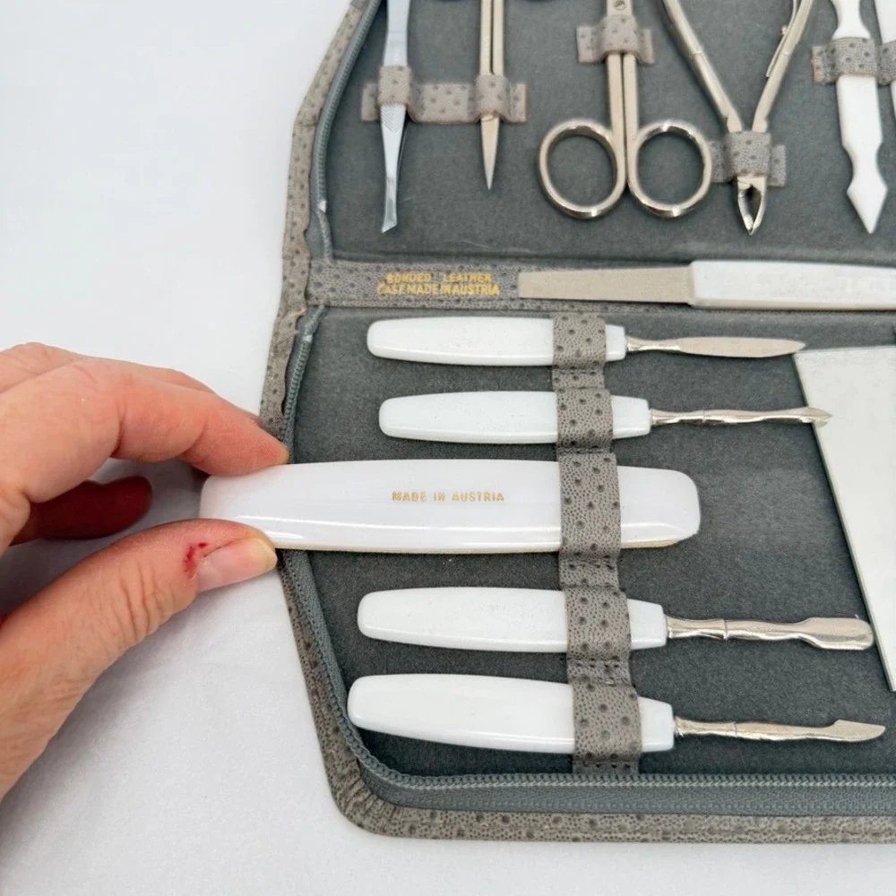 Johnson Stamping Manicure Set VTG Ostrich Embossed Grey Travel Kit Italy‎ Made